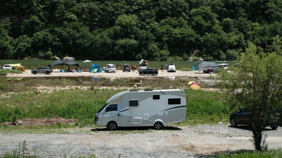 Camping car d'occasion : les avantages et les bonnes affaires !